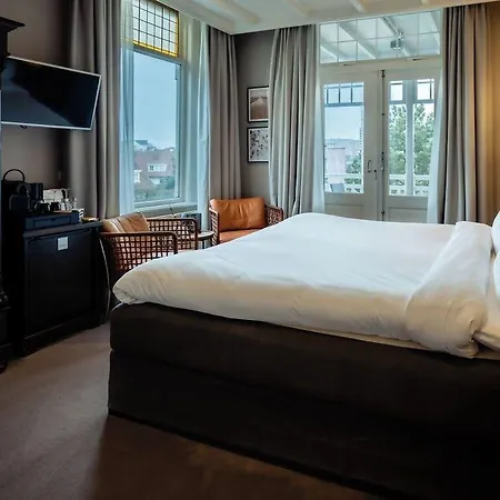 De Duinen - Adults Only 4*