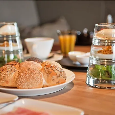 De Duinen Hotel 4*