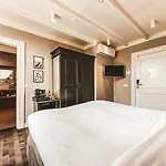 De Duinen - Adults Only 4*